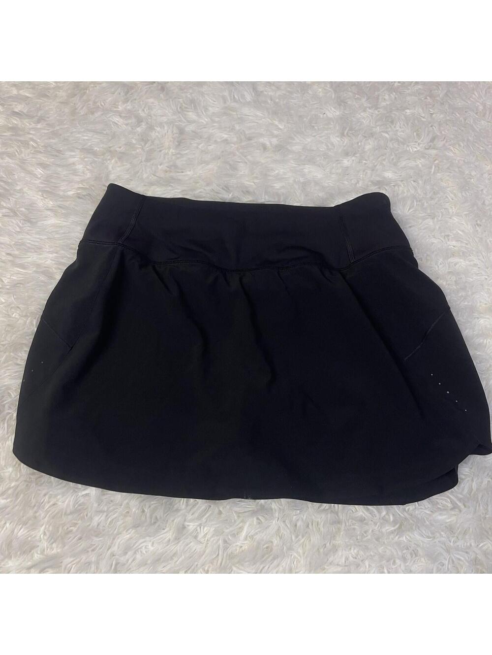 Athleta Black Run With It 14” Skort /Sports Skirt with Shorts - Small